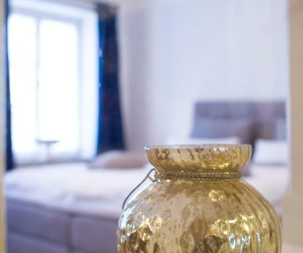 Mittendrin باد تولز